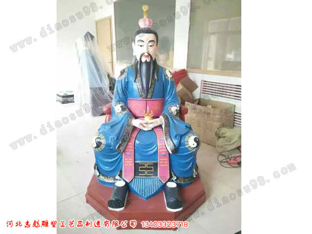 铜雕神像