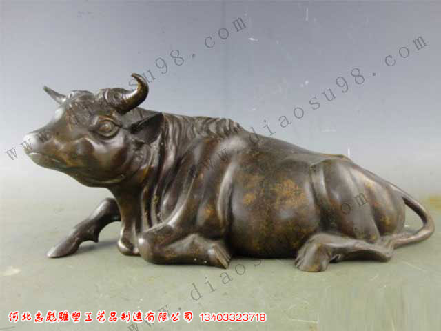 仿古铜牛