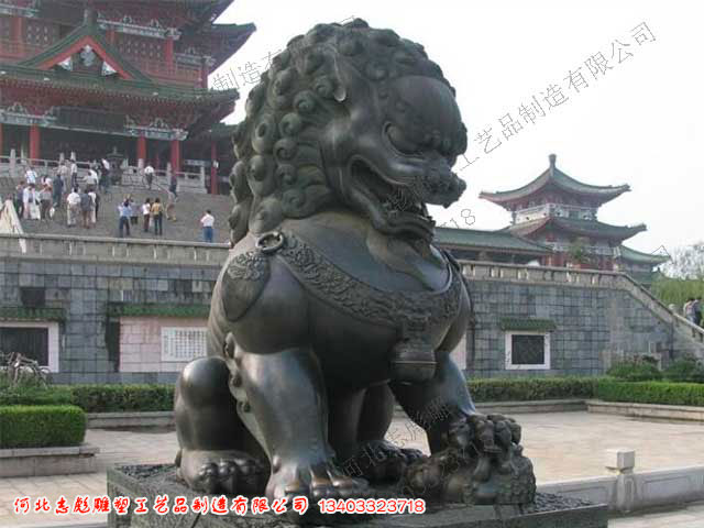 铜雕狮子