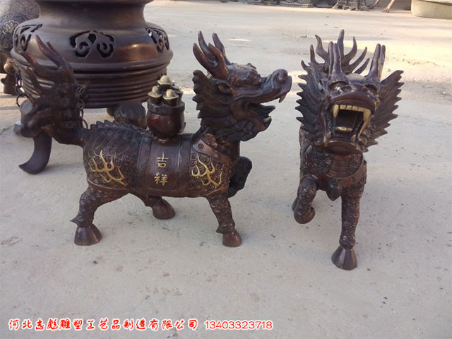 吉祥铜麒麟