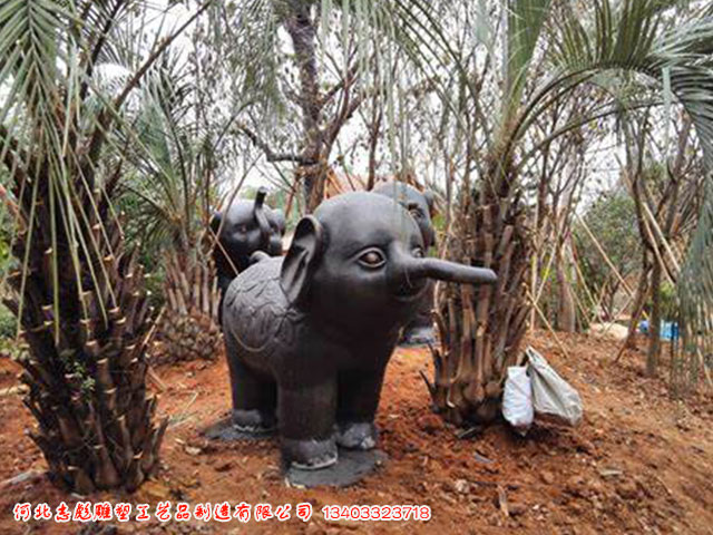 热带雨林雕塑铜象