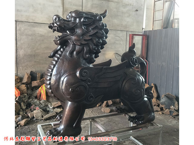 大型招财铜麒麟