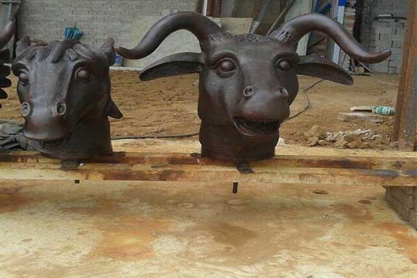 生肖牛雕塑